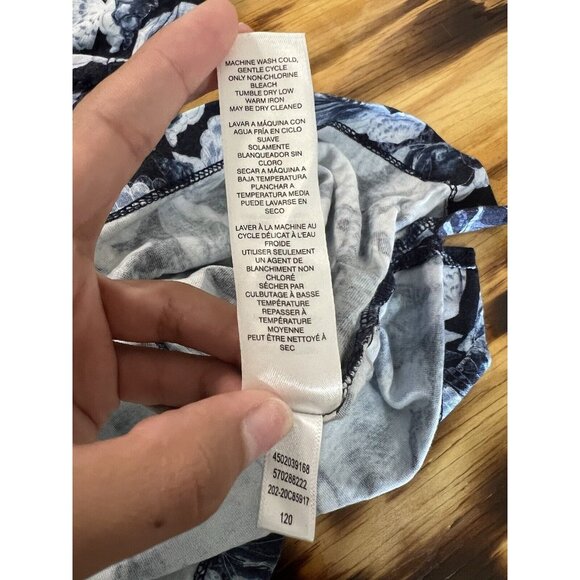 Chico's Size 2 Blue Cotton Modal Tee Shirt Seashell Nautical Beach Travel Modern - Picture 8 of 8